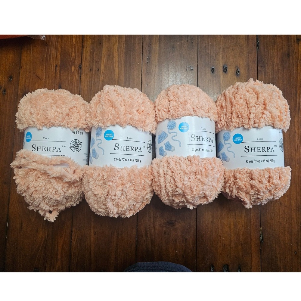 Loops & Threads‎ Sherpa Yarn 4 Skeins Light Coral Super Bulky 6 Polyester 372yds